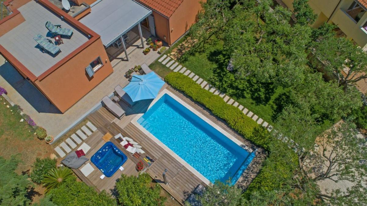Villa Emili In Medulin - Haus Fuer 4-5 Personen Eksteriør billede