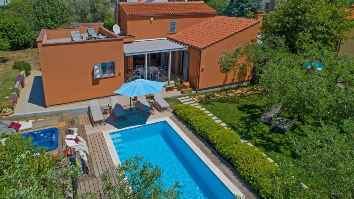 Villa Emili In Medulin - Haus Fuer 4-5 Personen Eksteriør billede